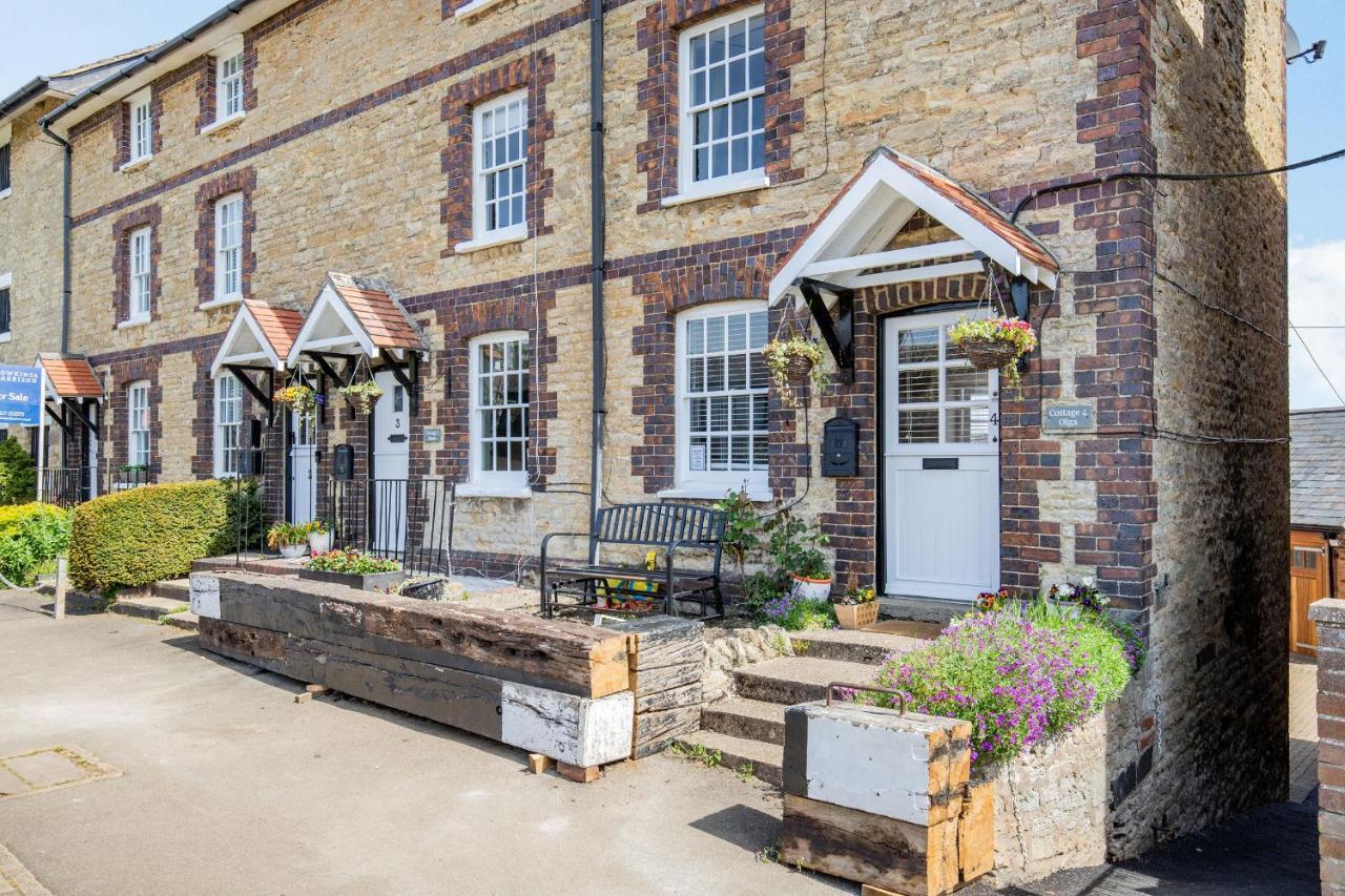 4 Canalside Cottages トウスター エクステリア 写真