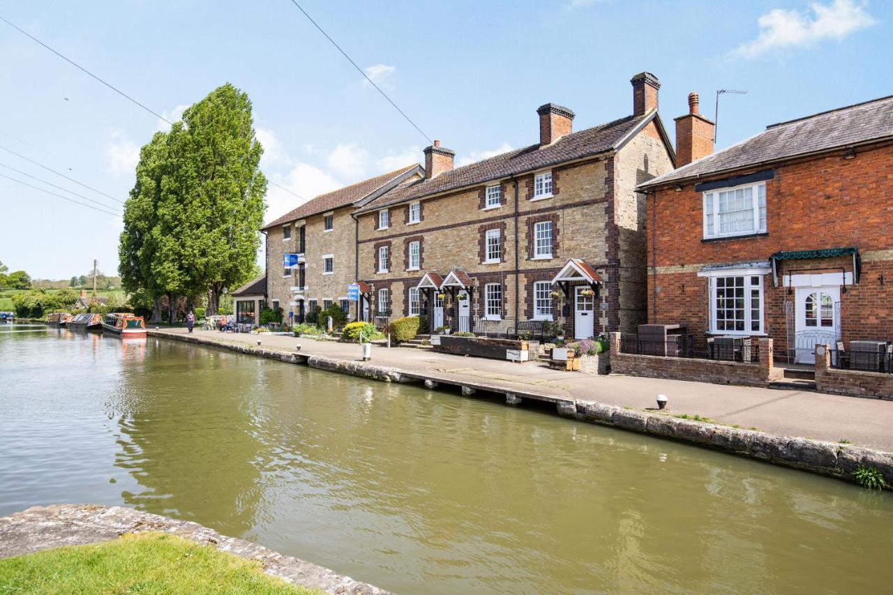 4 Canalside Cottages トウスター エクステリア 写真