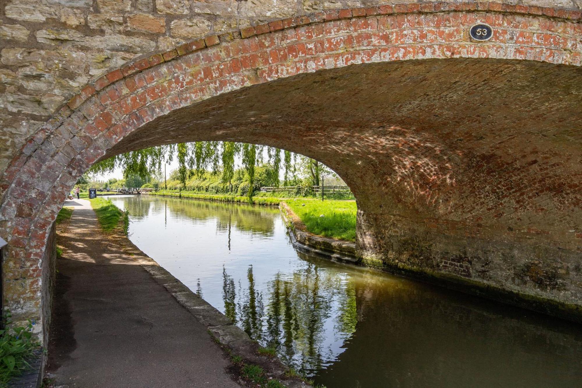 4 Canalside Cottages トウスター エクステリア 写真