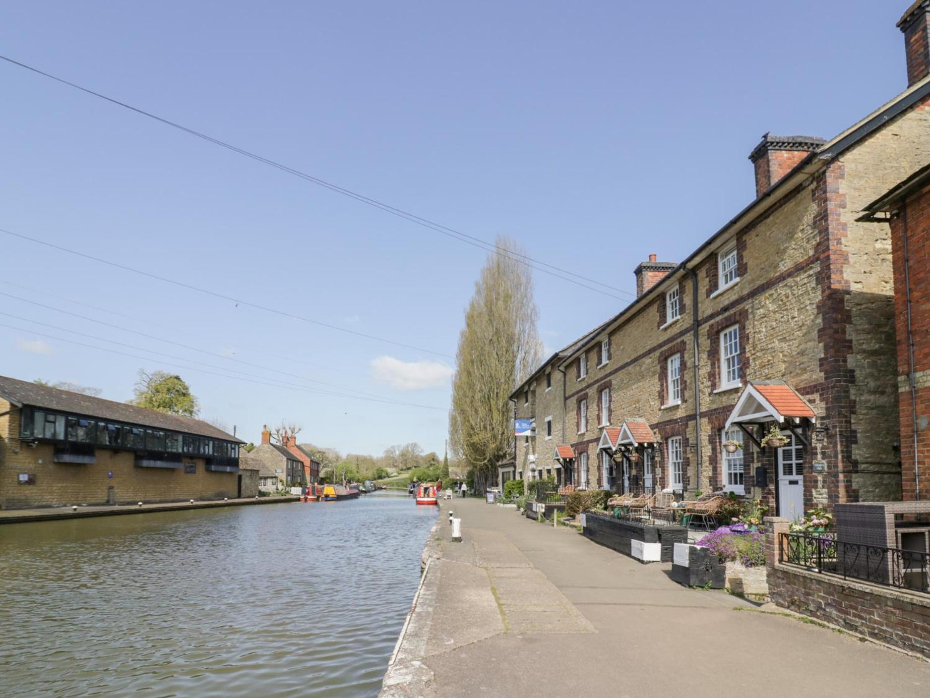 4 Canalside Cottages トウスター エクステリア 写真